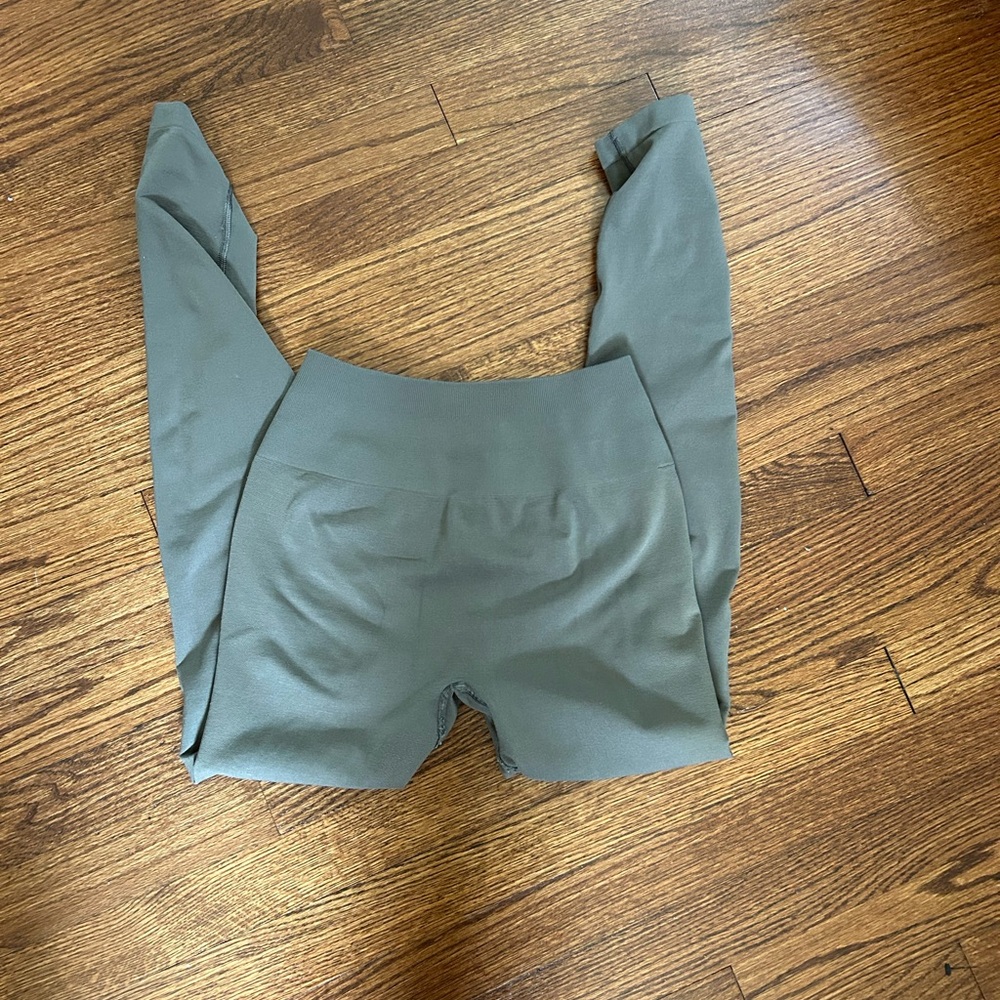 Olive Green High-Waisted Leggings